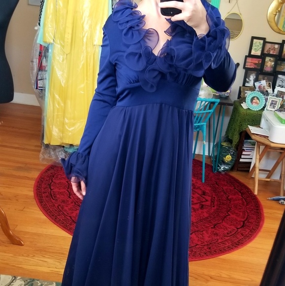 VTG Gorgeous Navy Blue Ruffle Chiffon Boho Dress - Picture 3 of 8